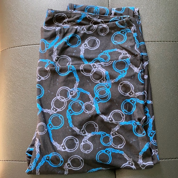 Tall and Curvy Handcuff LuLaRoe Leggings - Picture 1 of 4
